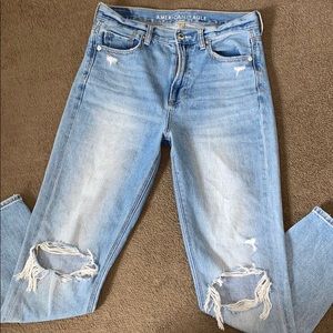 American Eagle mom jeans